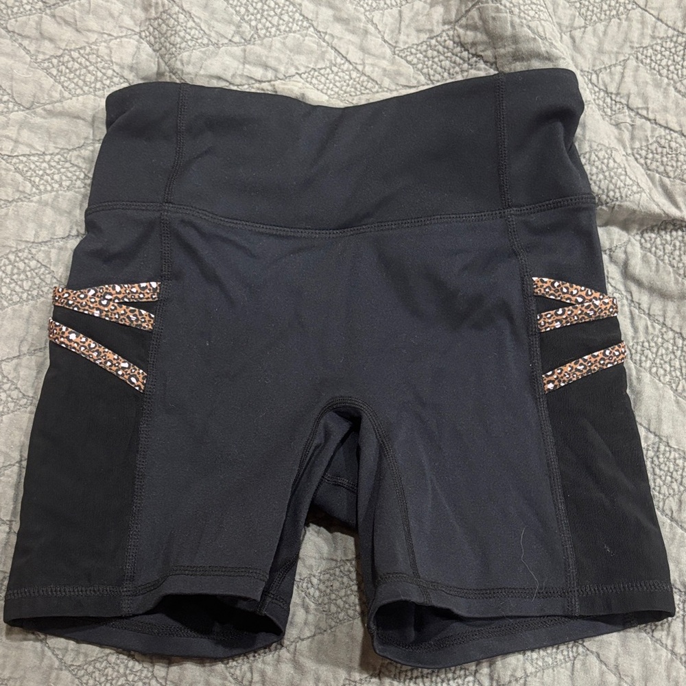 Fabletics Black Bike Shorts With Patterned Accents - image 1